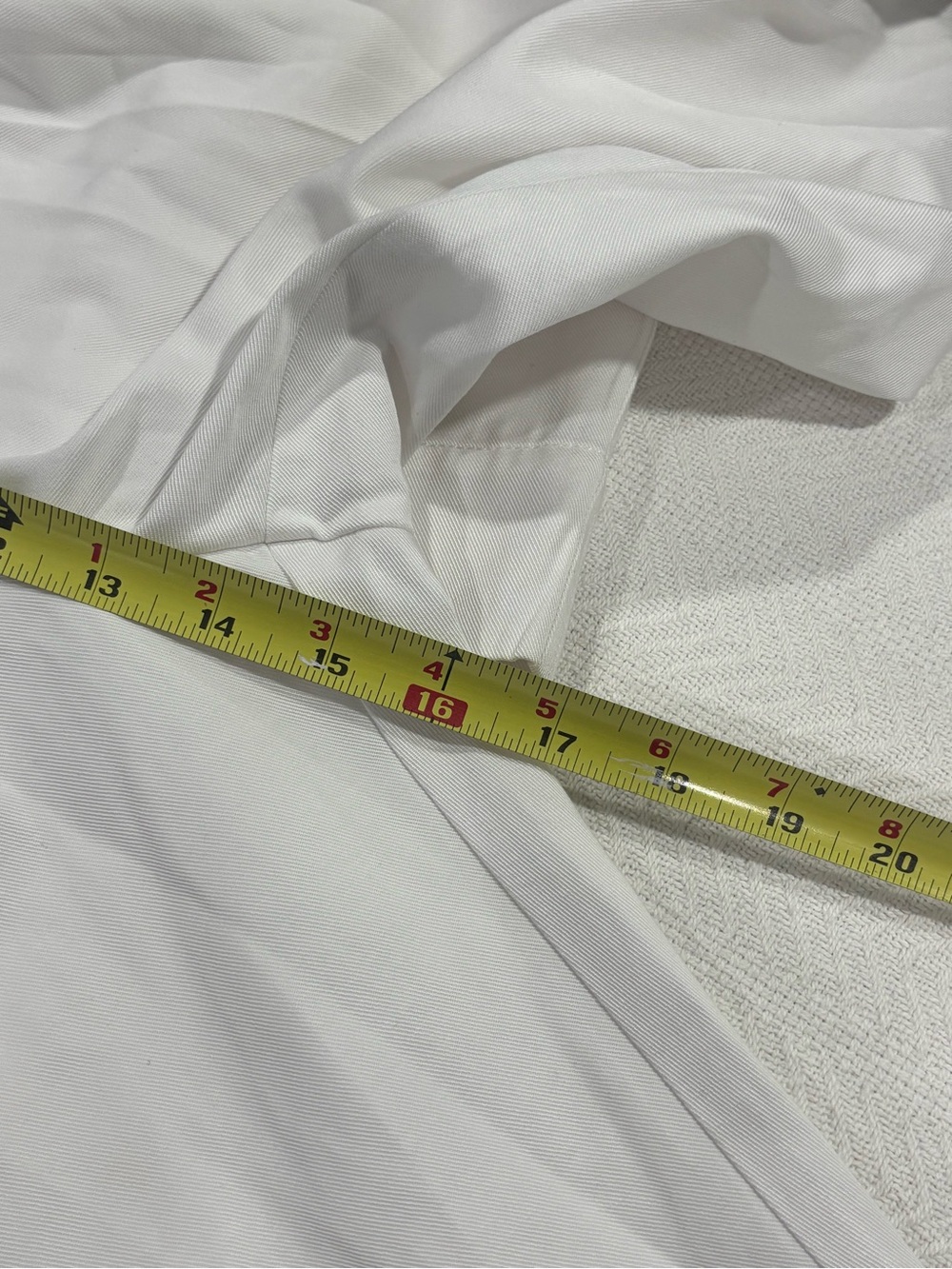 Everlane White Cropped Pleated Trousers - Picture 8 of 11